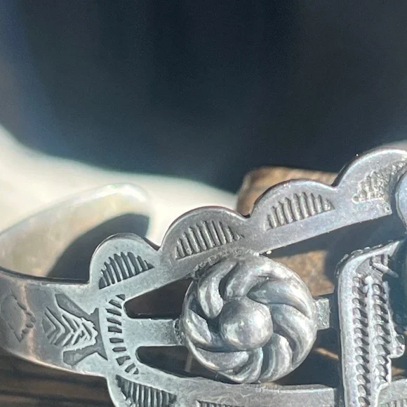 Vintage Navajo Thunderbird Totem Silver/Turquoise artist Signed Cuff Bracelet